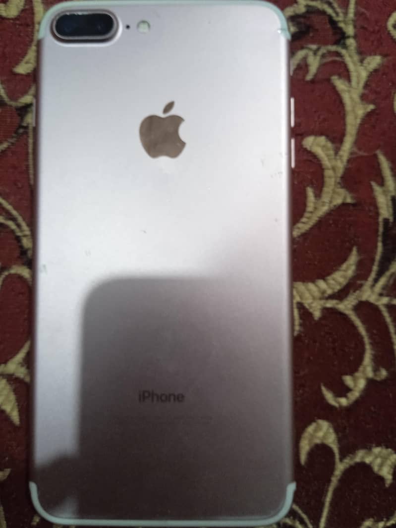 Apple iPhone 7 Plus 0