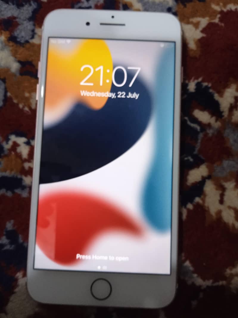 Apple iPhone 7 Plus 2