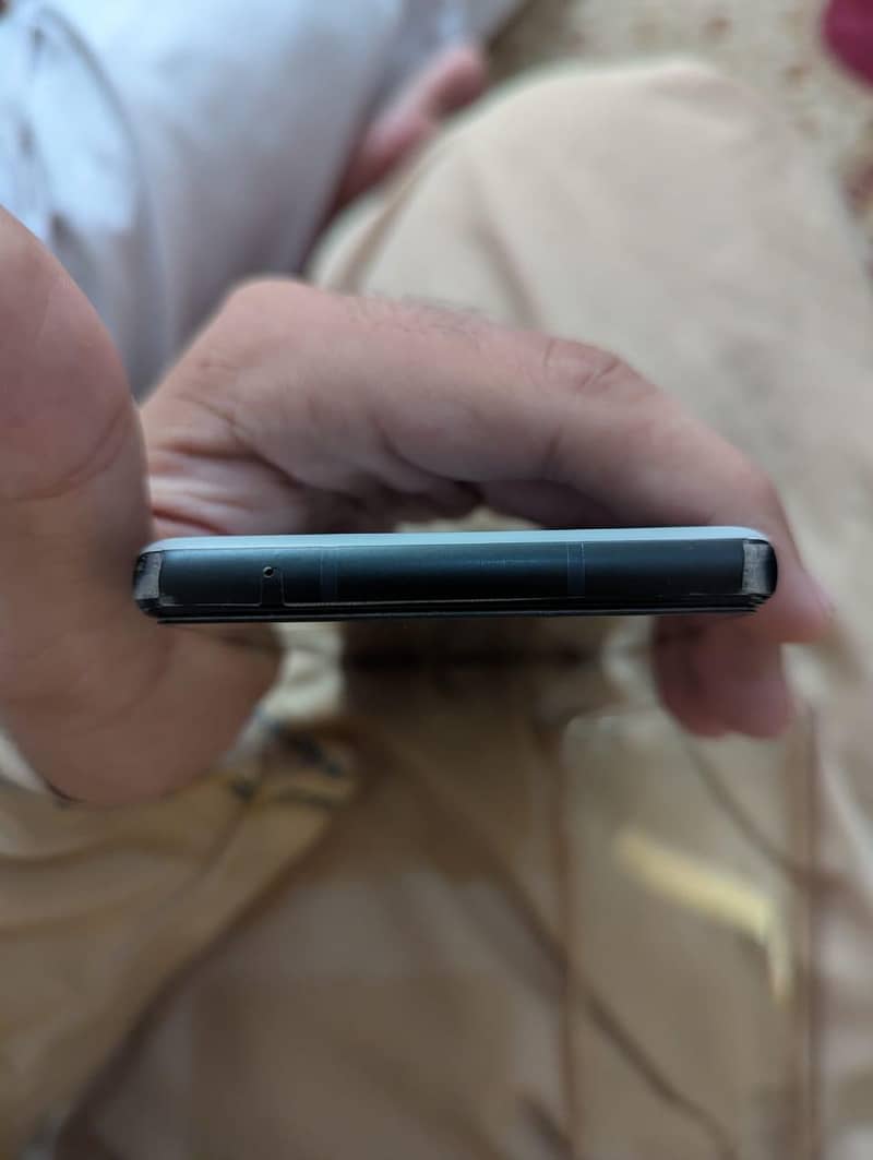 Google Pixel 6a 3