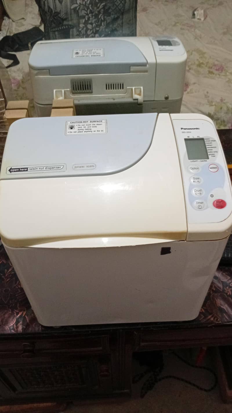 Bread and Dough Maker 1