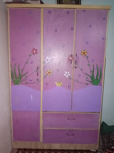 Wooden Almirah for Sale – Good Condition