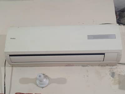 Haier AC split used