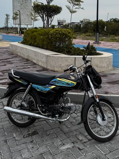 Honda CD 70 Dream Brand New Condition