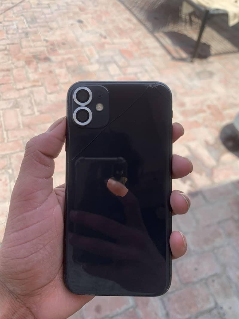 IPHONE 11 0