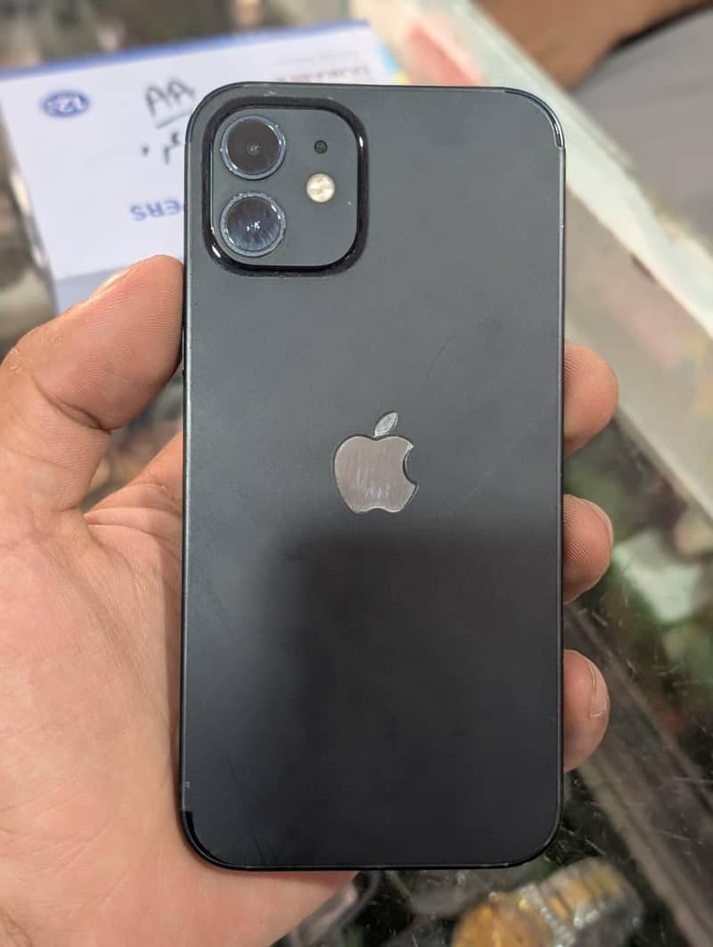 Apple iPhone 12 0