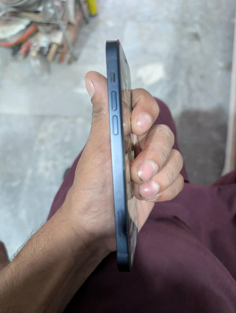 Apple iPhone 12 2