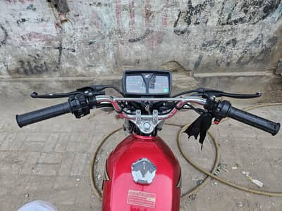 Honda 125 specail edition golden
