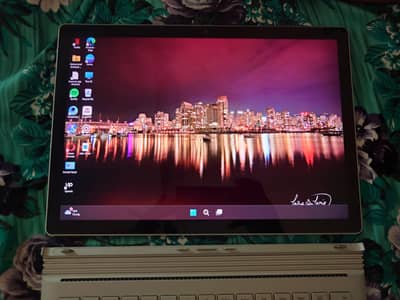 Microsoft surface book 3  2in 1