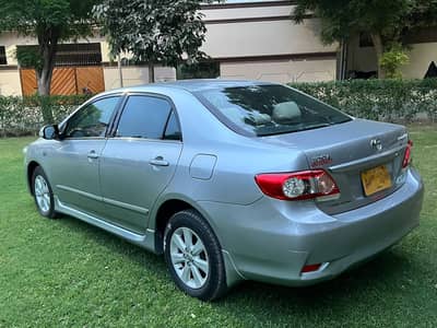 Toyota Corolla Altis 2011