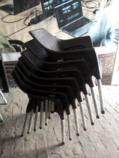 8 chairs