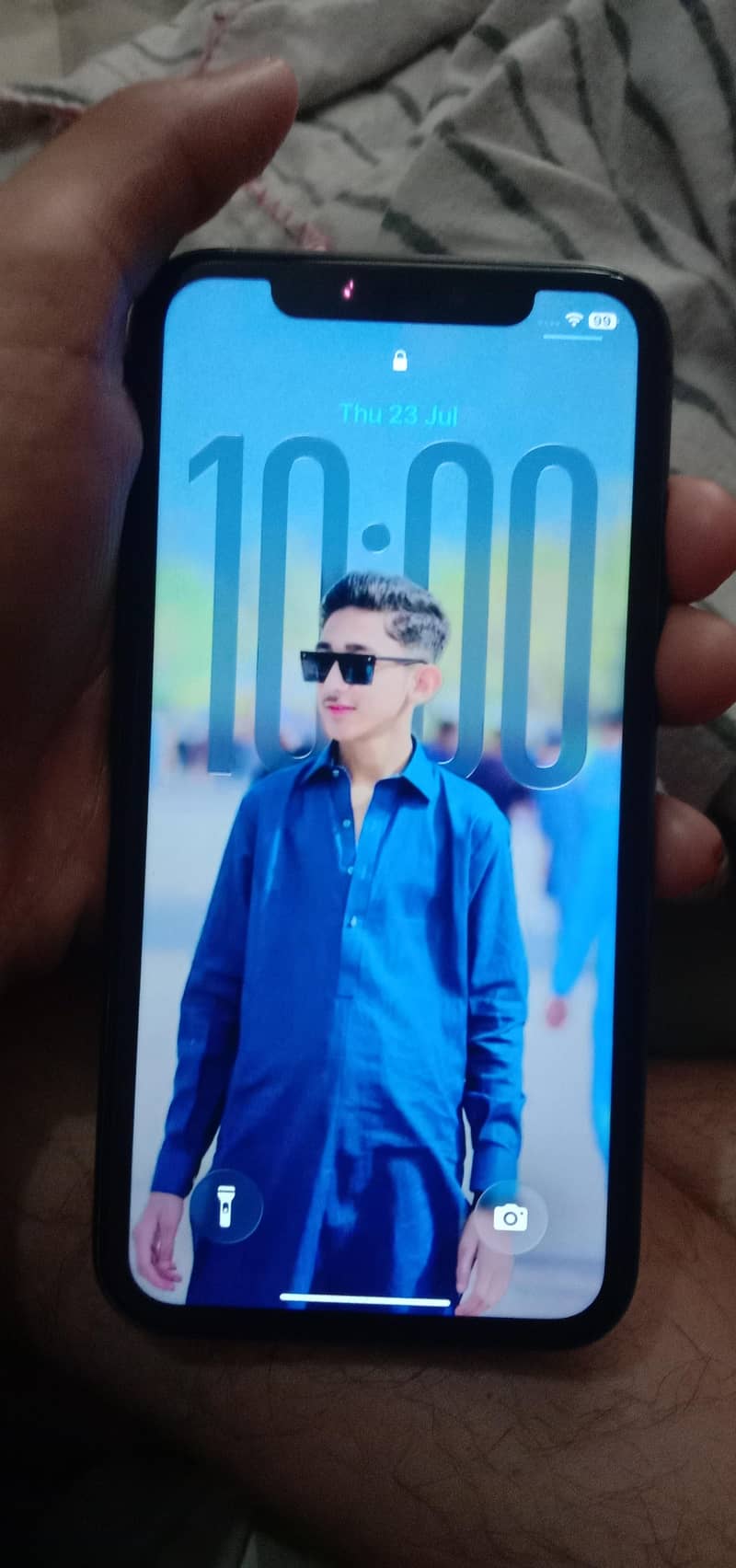 Apple iPhone 11 4