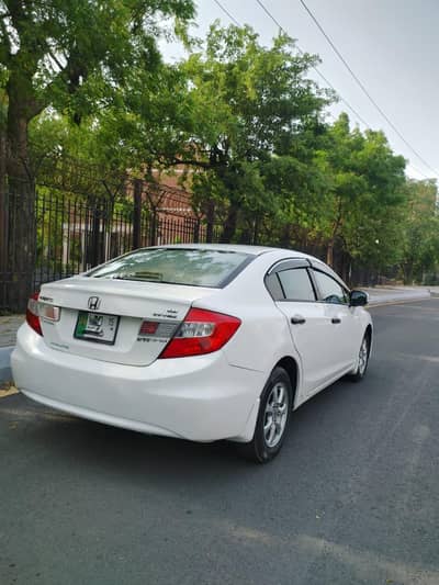 Honda Civic Oriel 2015