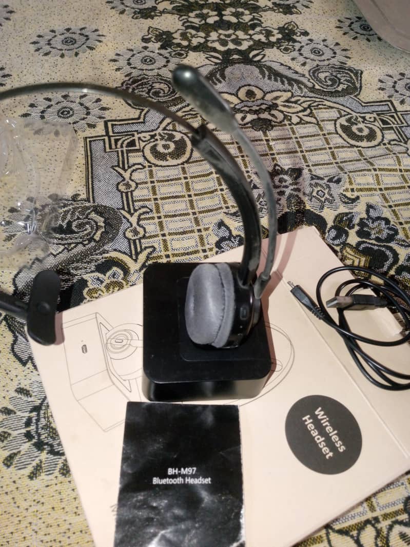 BH-M97 Wireless headset 3