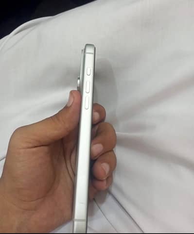 iPhone 17 pro max factory unlock