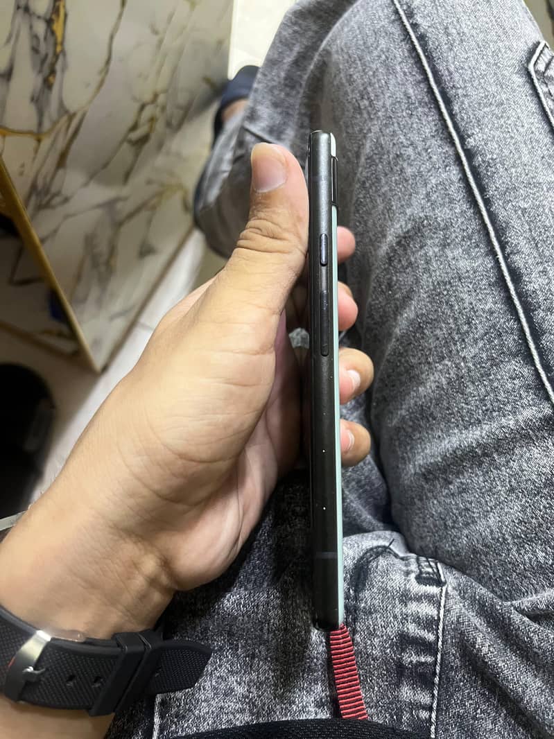 Google Pixel 6a 1