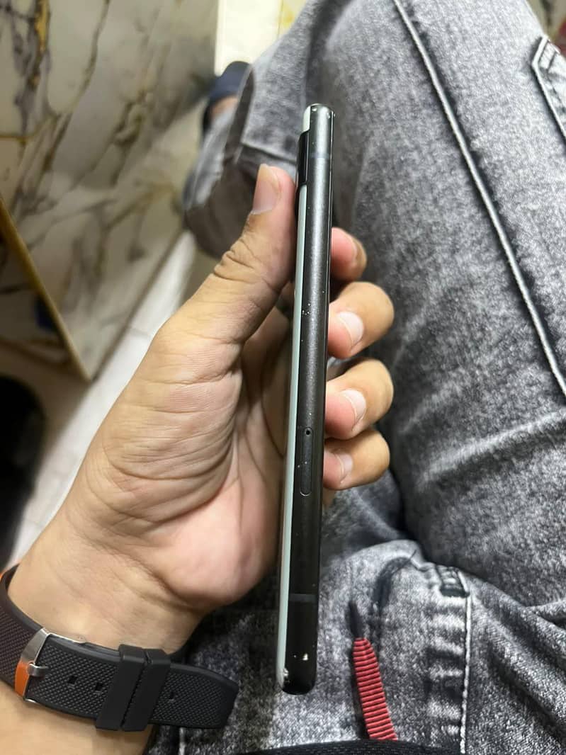 Google Pixel 6a 4
