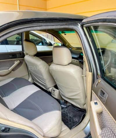 Honda Civic EXi 2003