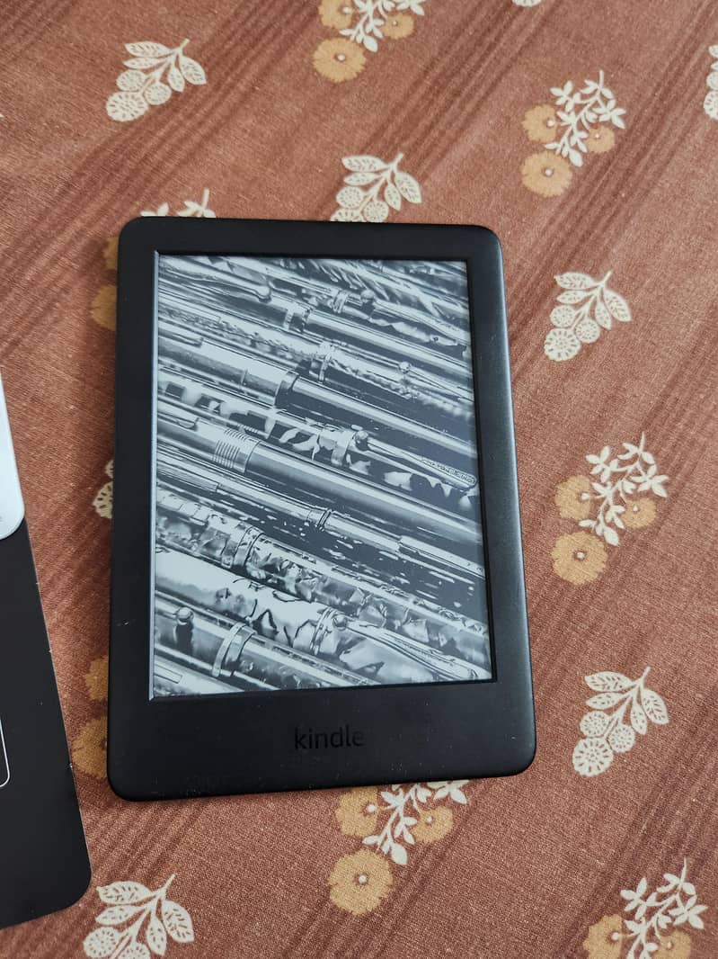 Amazon kindle 10th generation basic 8gb memory 2