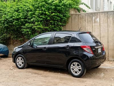 Toyota Vitz 2012