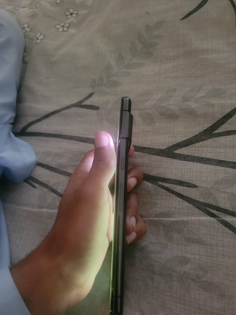Google Pixel 7 Pro 6