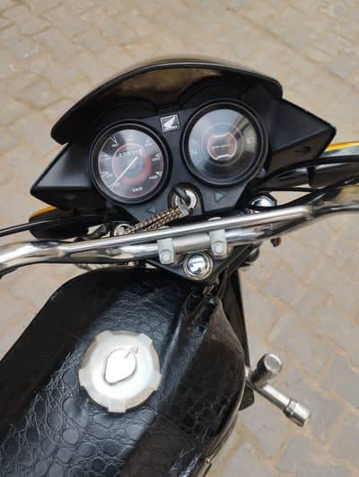 Honda pridor