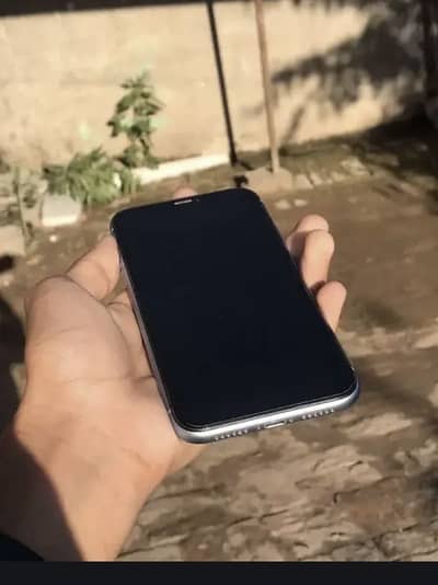Apple iPhone XR exchange possible Description Read Add