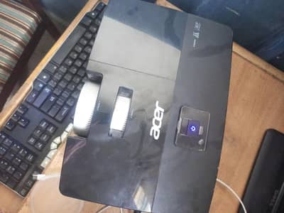 New acer peojector
