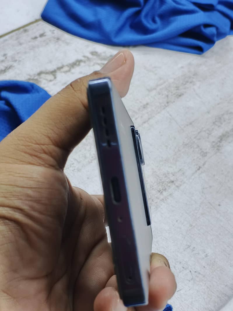 Infinix Note 40 4