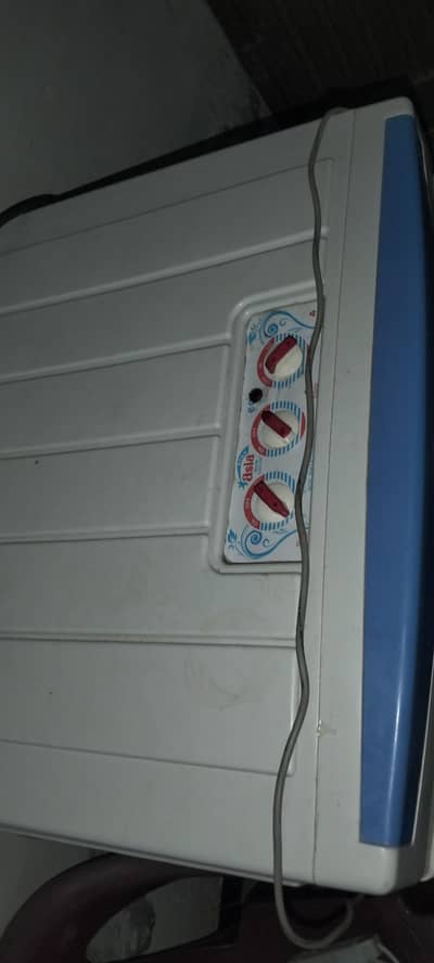 Room cooler