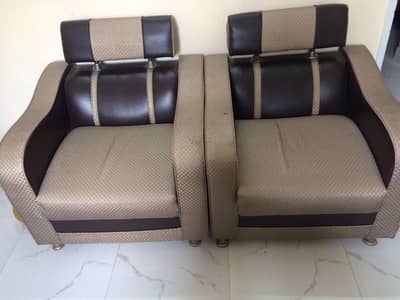5 seater sofa set with center table