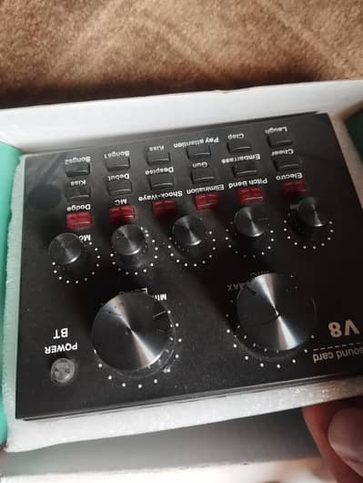 V8 SOUND CARD For Podcast  YouTube Live Streaming And Broadcast