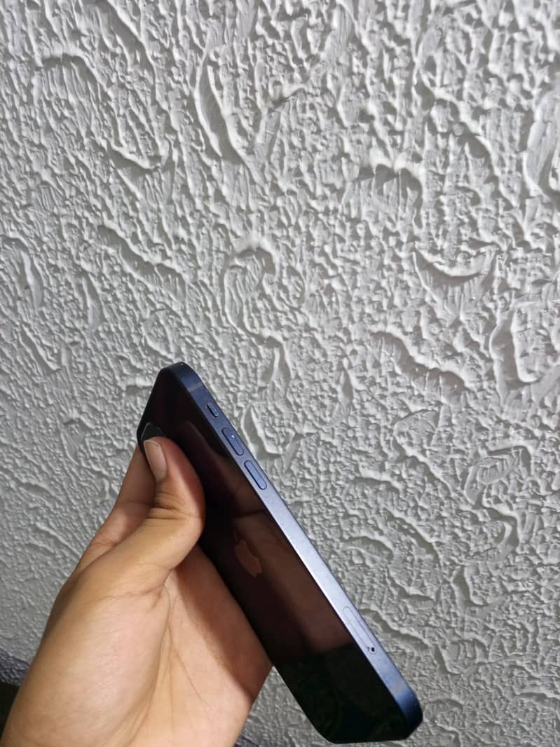 Iphone 12 Sim working 1