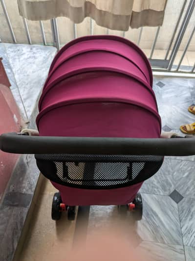 baby stroller and baby dining table slightly use 10/8
