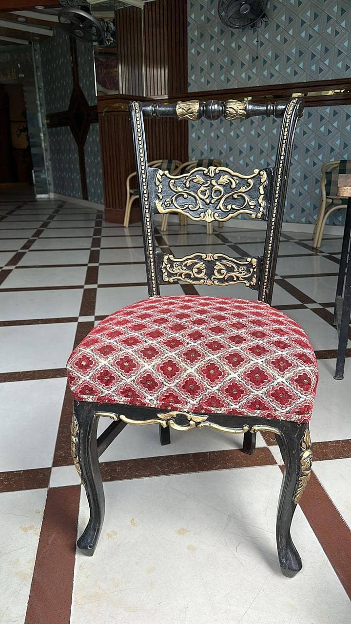 CHAIRS 1