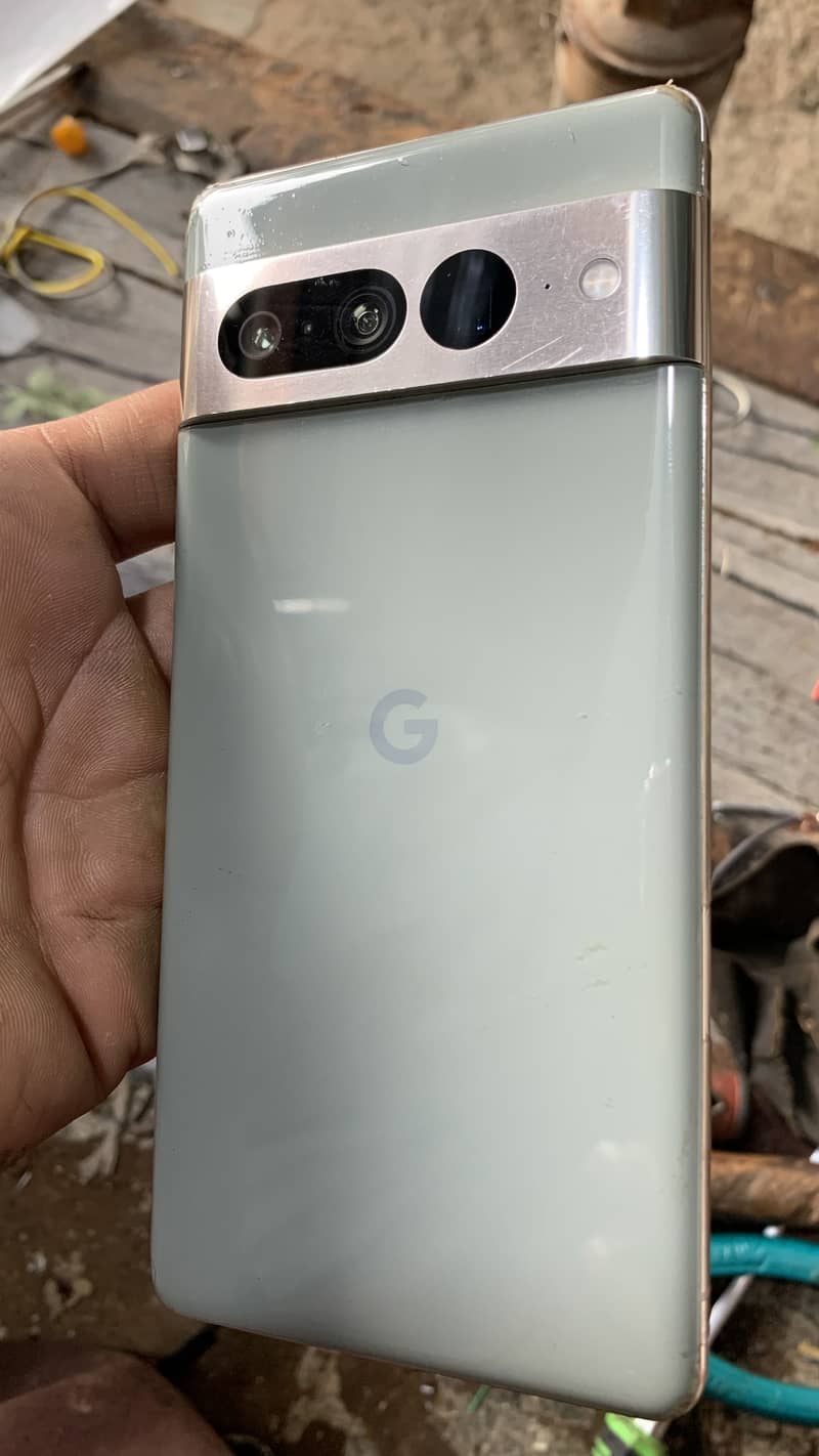 Google Pixel 7 Pro 4