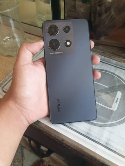 Infinix Note 30
