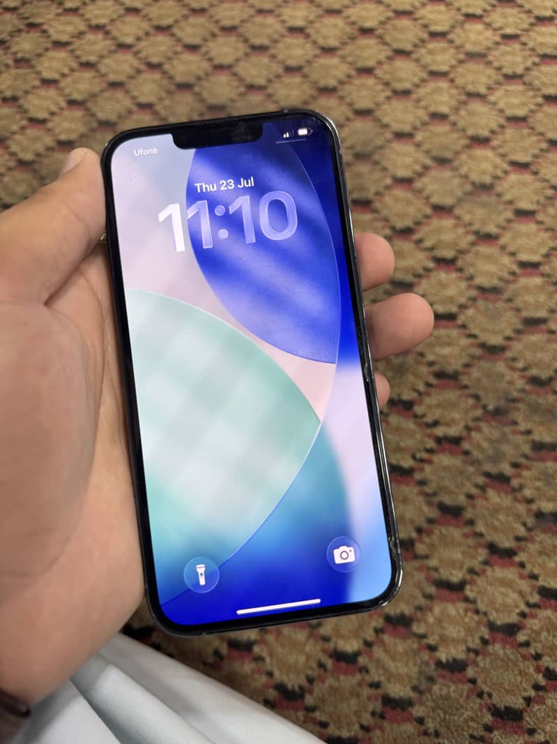 Apple iPhone 13 Pro 4