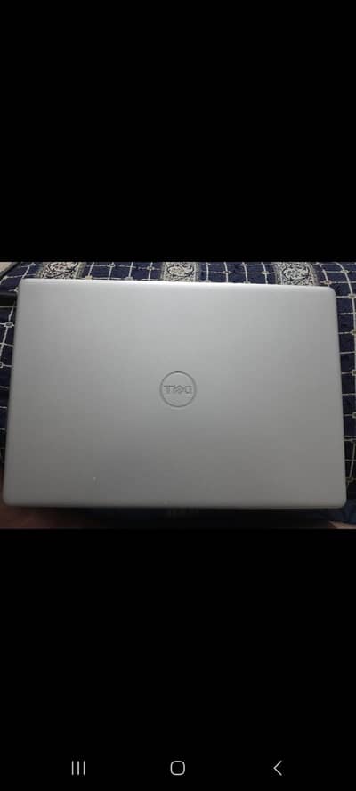 Dell Inspiron 3501