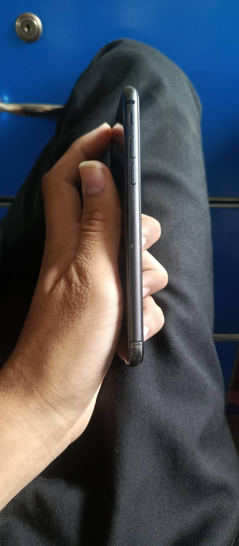 Apple iPhone 8 4