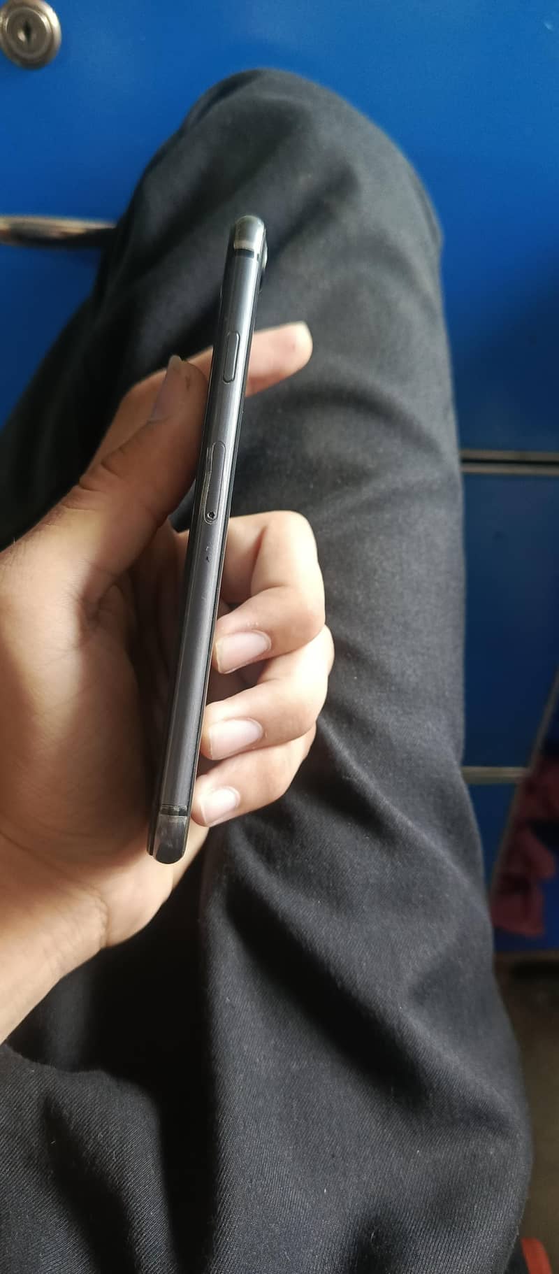 Apple iPhone 8 5