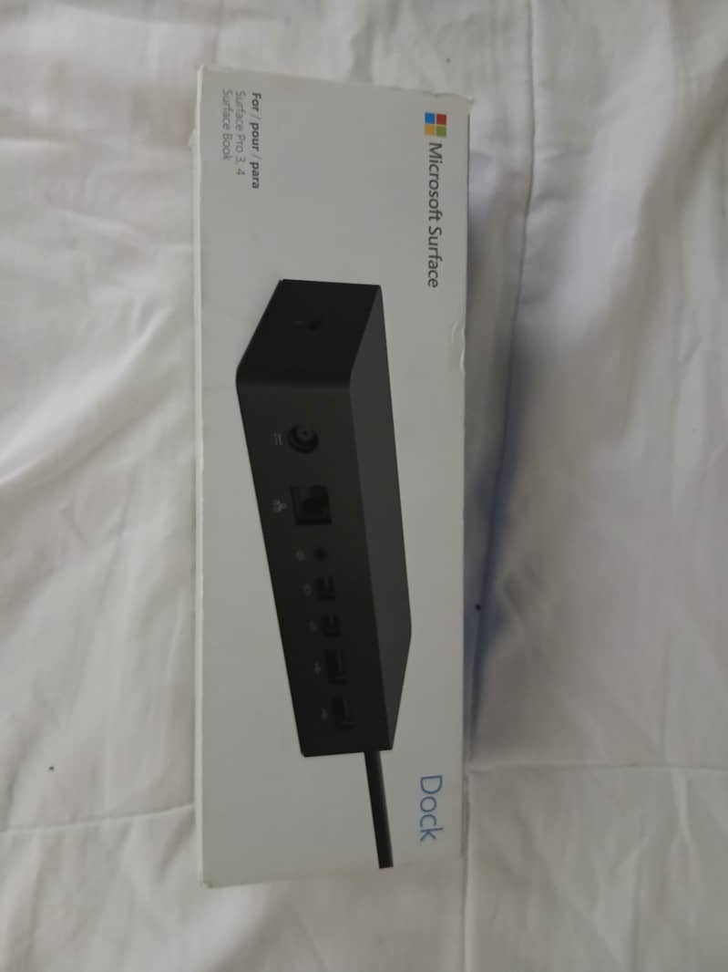 Microsoft surface dock 0