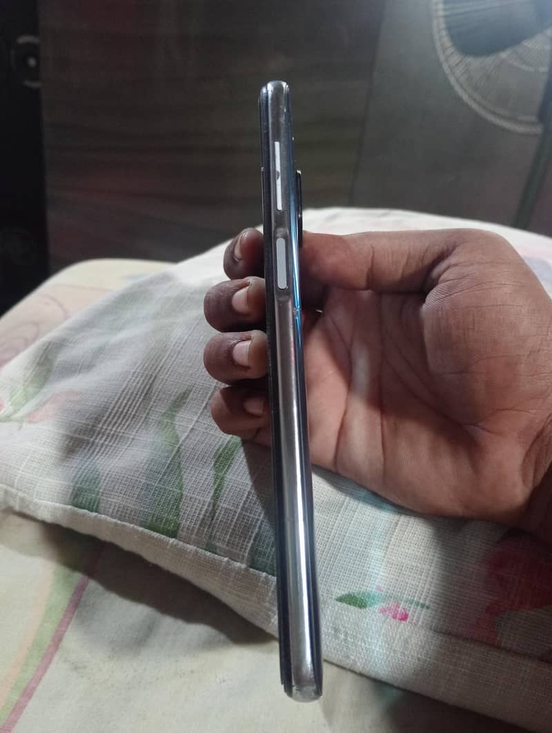 Xiaomi Redmi Note 9 Pro 3