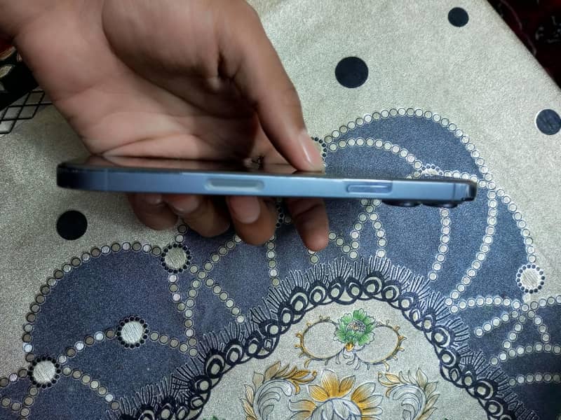 Apple iPhone 13 Pro Max 1