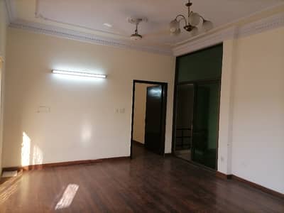 Book A Prime Location 10 Marla Flat In Askari 5