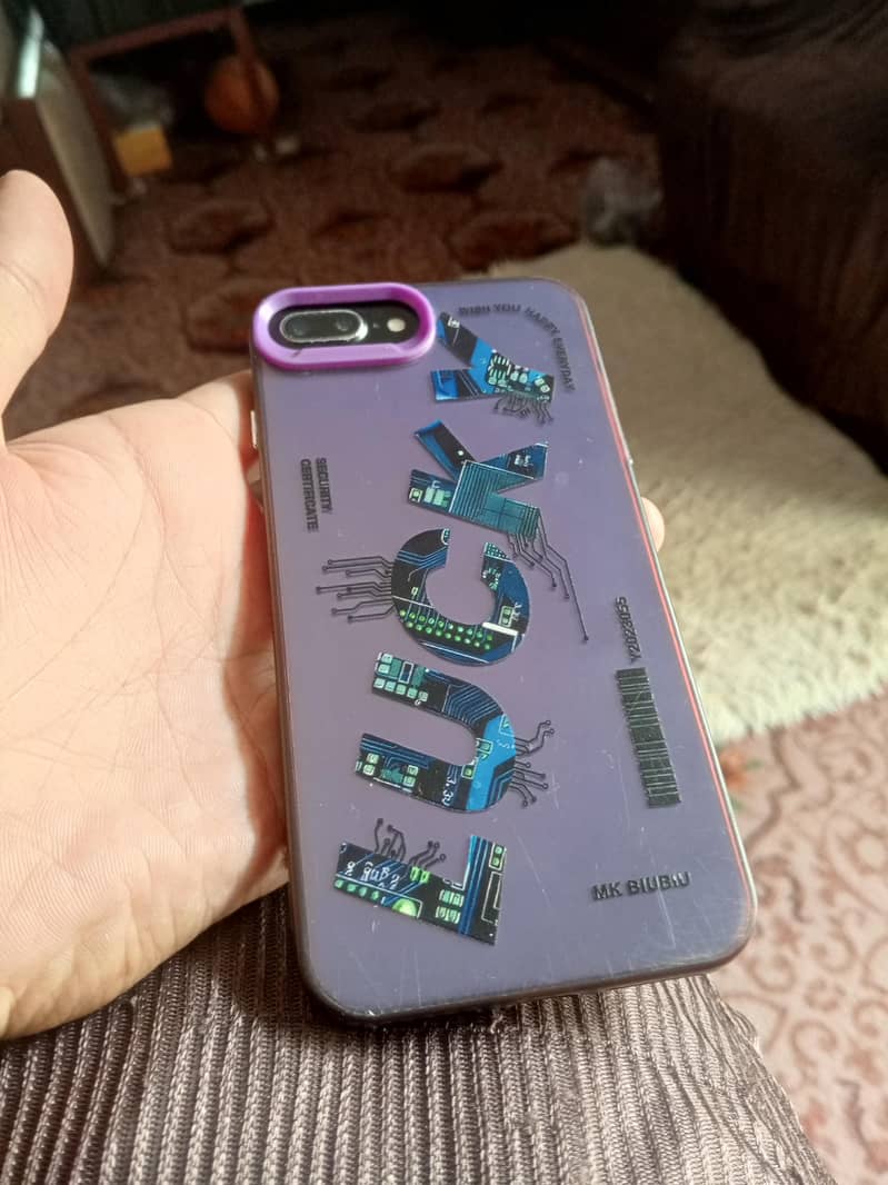 Apple iPhone 7 Plus 3