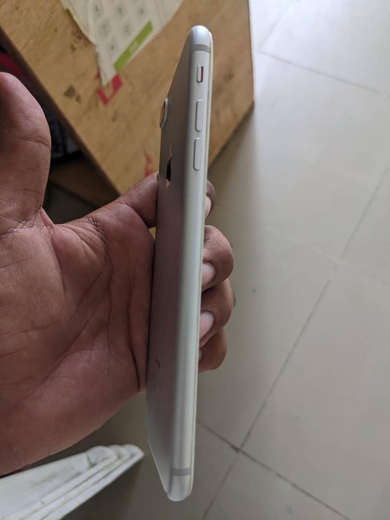 Apple iPhone 7 Plus 3