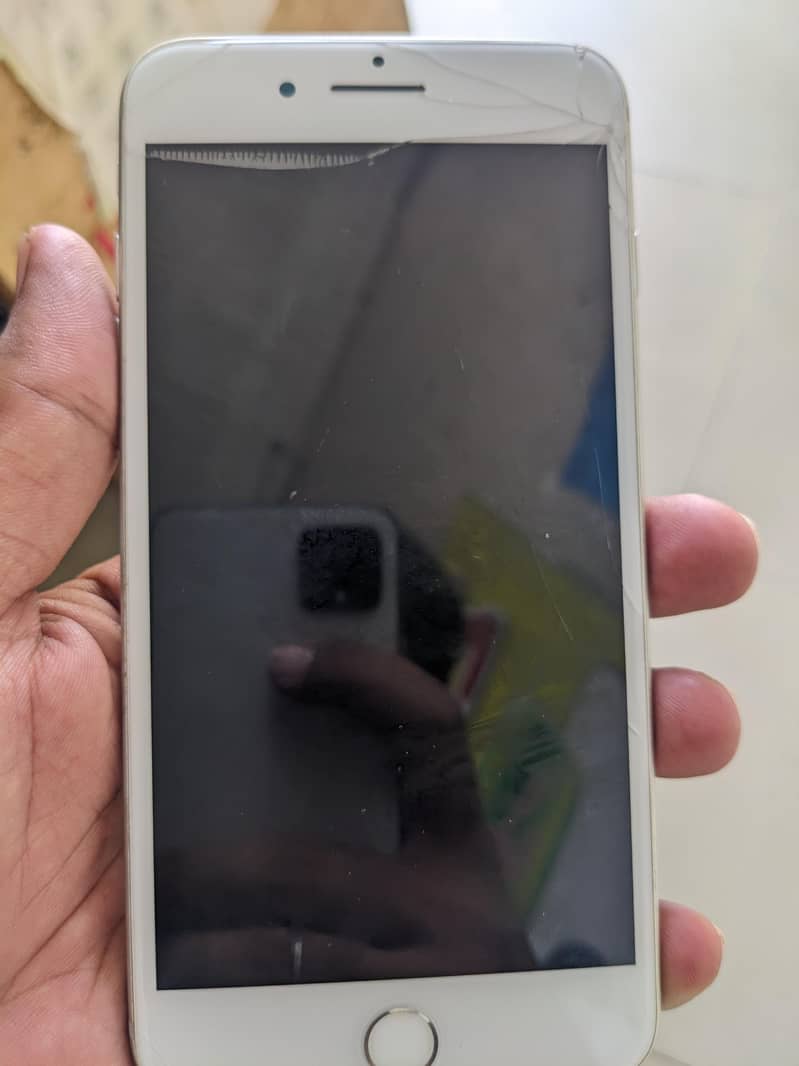 Apple iPhone 7 Plus 8