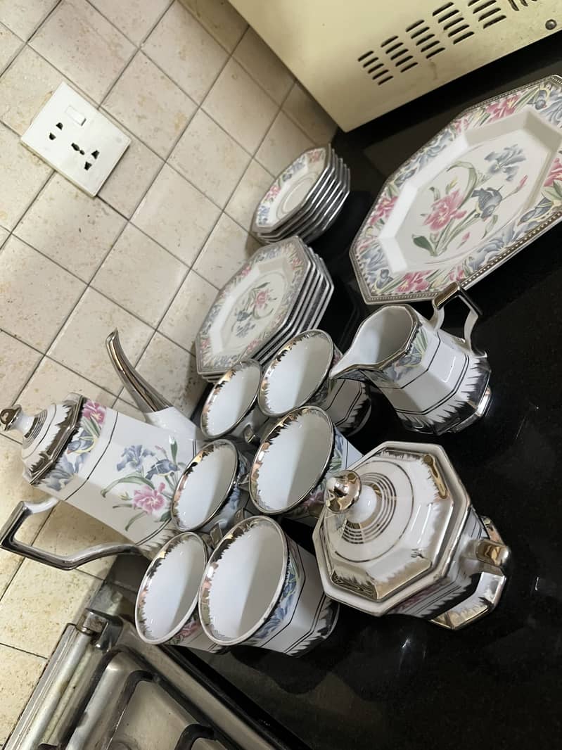 Tea set 1