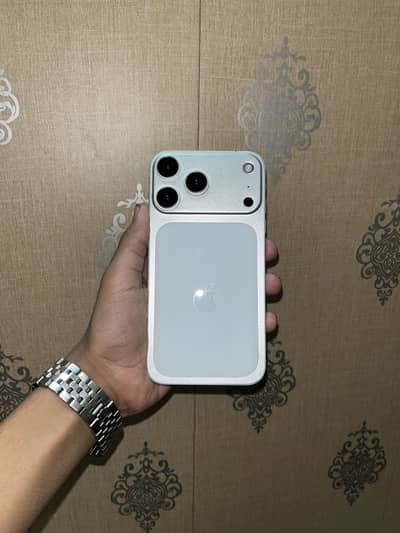 Iphone xr converted 17 pro