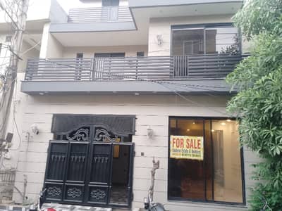 Good Prime Location 5 Marla House For sale In Punjab Coop Housing Society